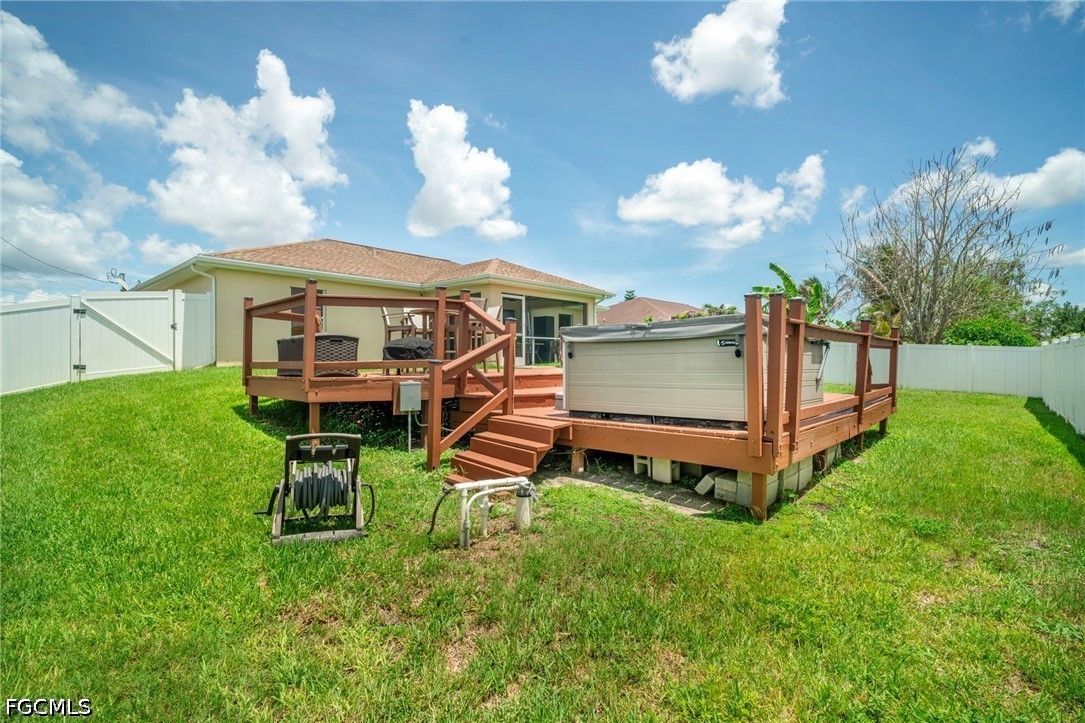 3 Bed Waterfront Home for Sale in Lehigh Acres, photo 9