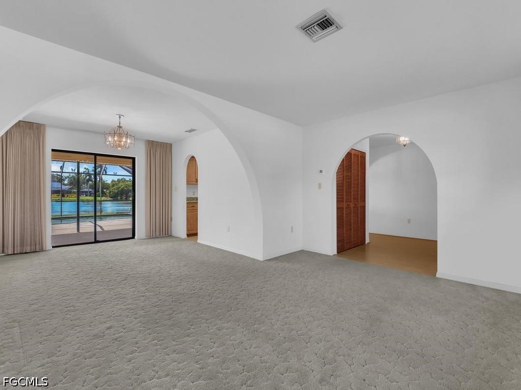 3 Bed Pool Home for Sale in Las Palmas, photo 9