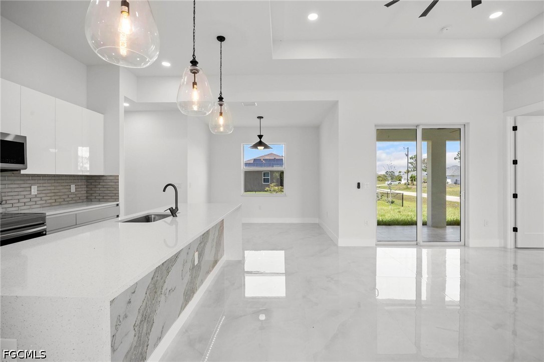 3 Bed SingleFamilyResidence for Sale in Cape Coral, FL — photo 9