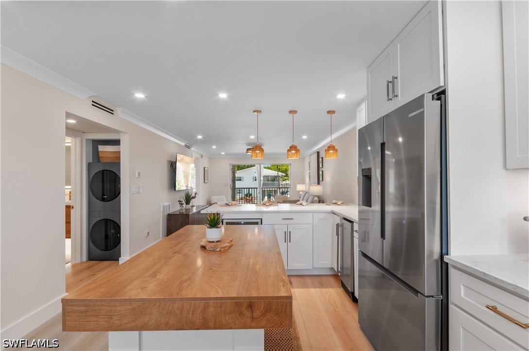 2 Bed Waterfront Home for Sale in Blue Point, photo 9