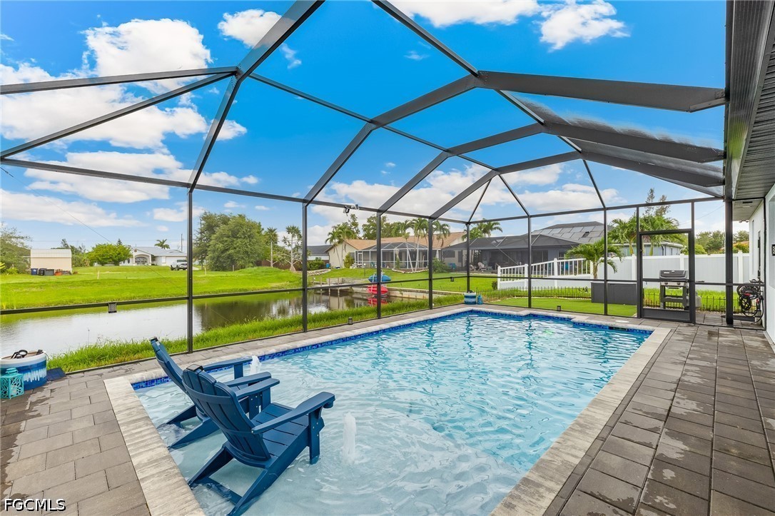 3 Bed Pool Home for Sale in Cape Coral, photo 9