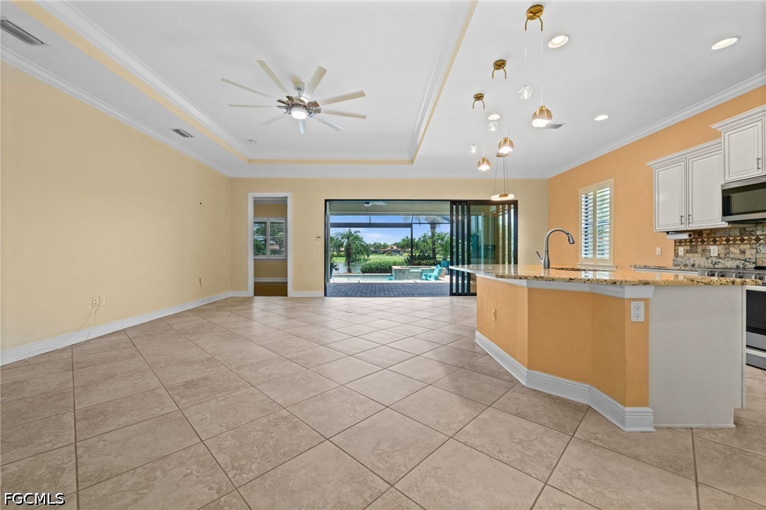 3 Bed Pool Home for Sale in Hampton Park, photo 9