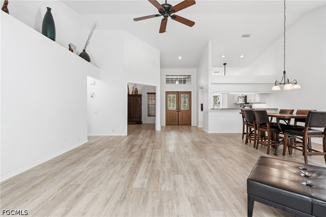 2 Bed Pool Home for Sale in Fort Myers, photo 9