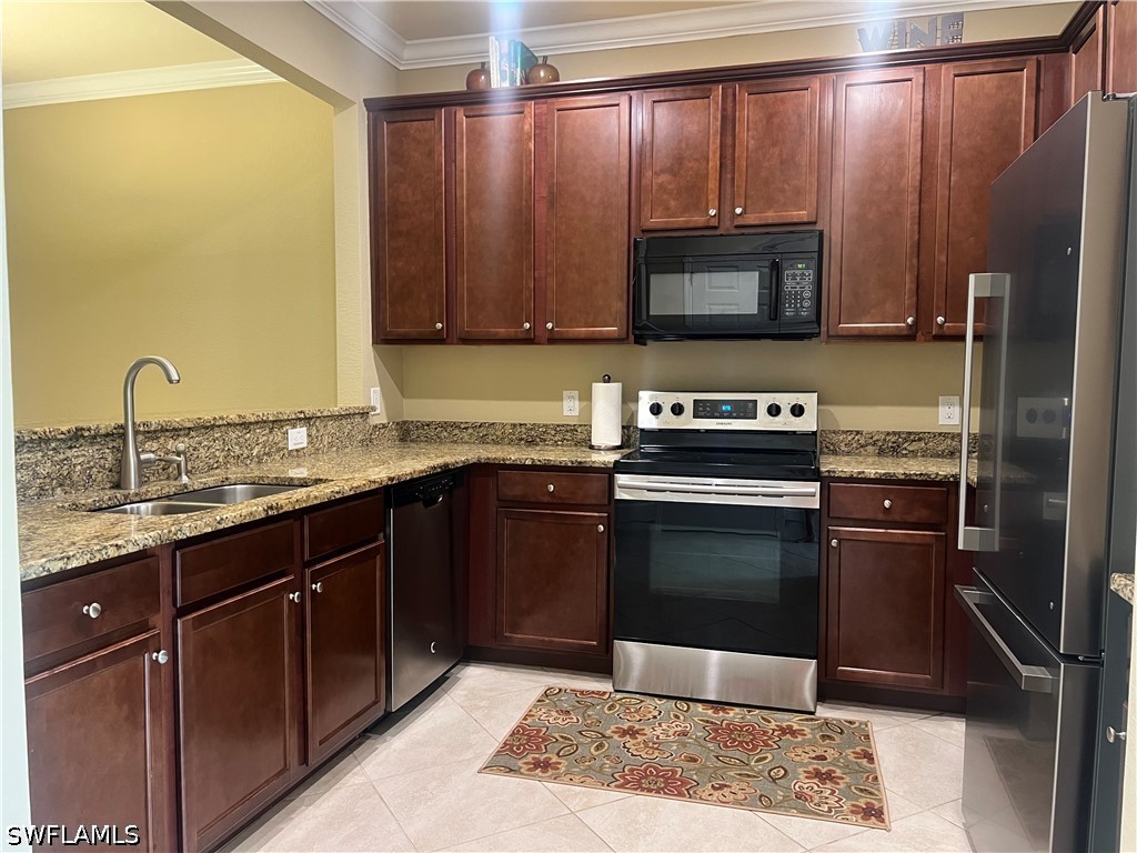 3 Bed Townhouse for Sale in Marbella On Cypress, FL, $2,000 — photo 9