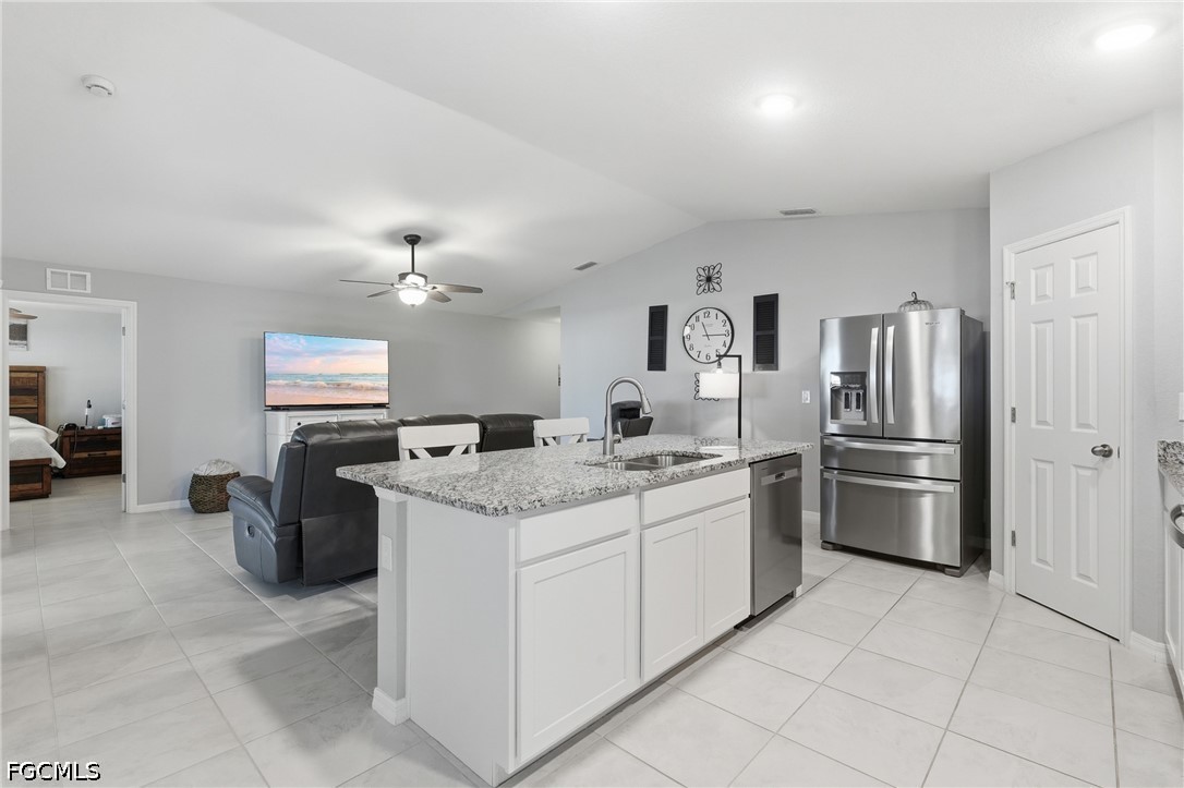 4 Bed SingleFamilyResidence for Sale in Punta Gorda, photo 9