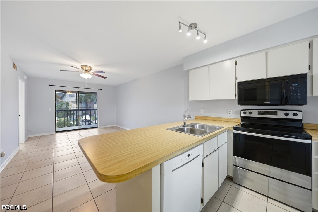2 Bed Condominium for Sale in Westchester, photo 9