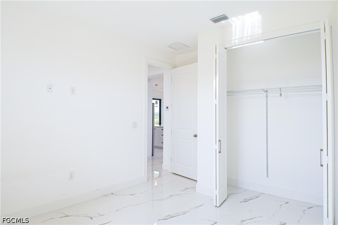 3 Bed SingleFamilyResidence for Sale in Naples, photo 9
