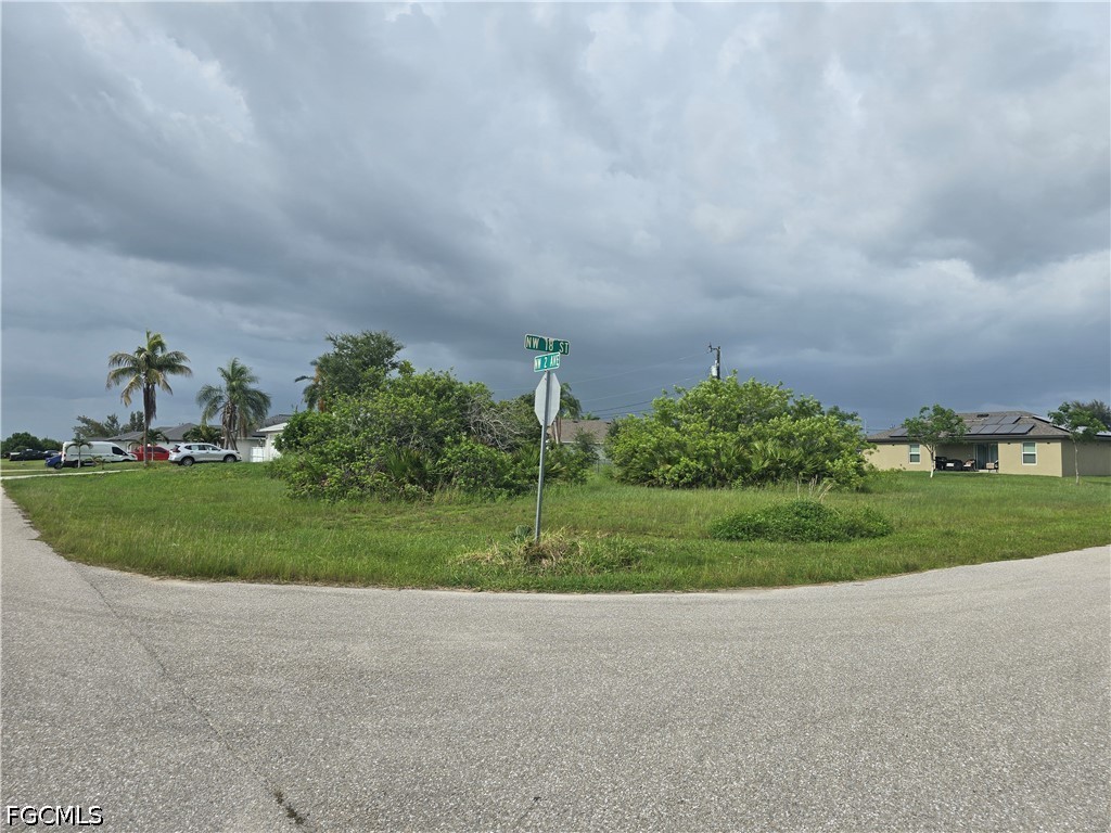 Residential for Sale in Cape Coral, FL, $44,900 — photo 9