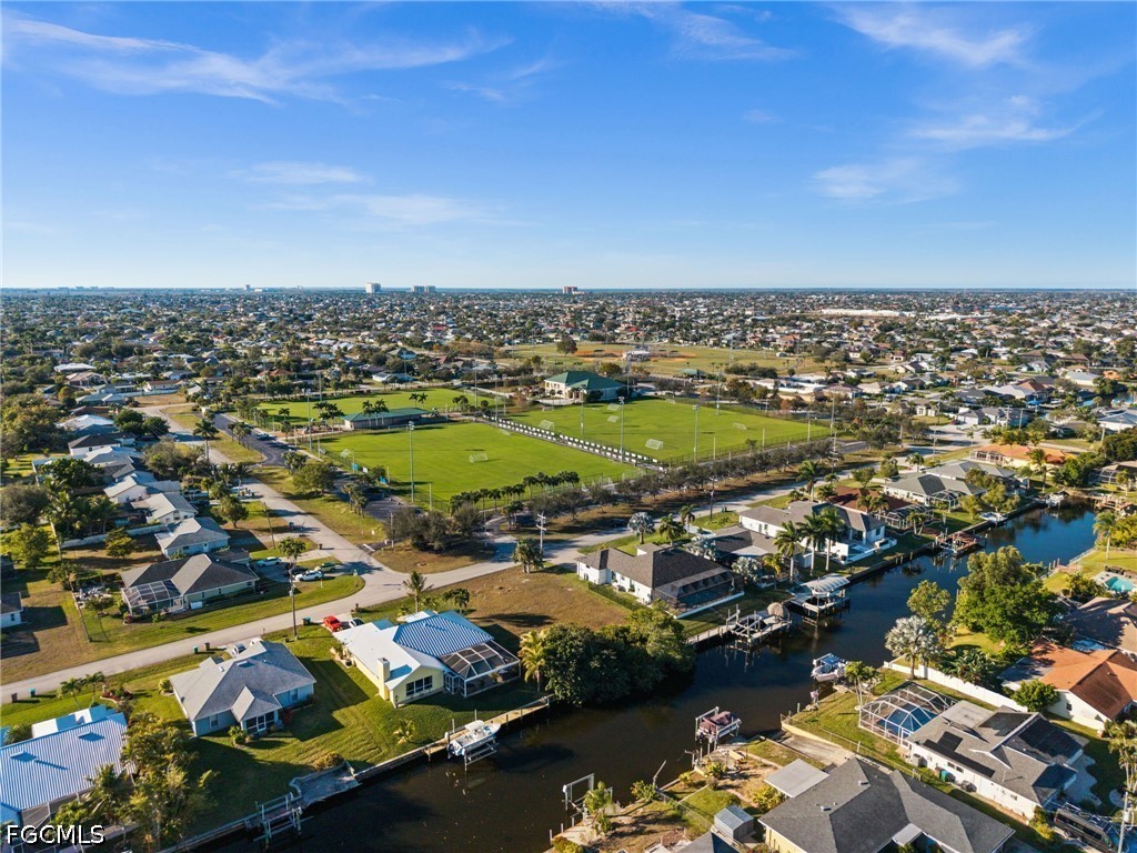 Waterfront Home for Sale in Cape Coral, photo 9