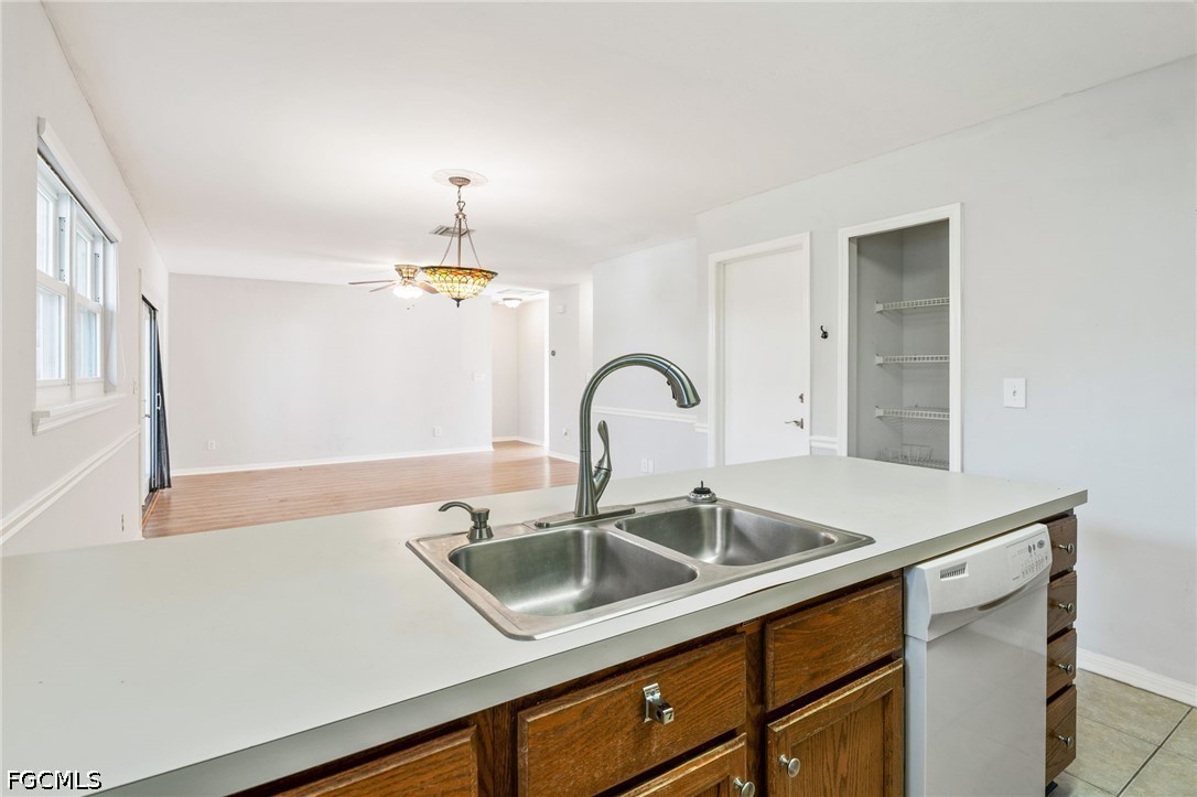 2 Bed SingleFamilyResidence for Sale in Cape Coral, FL — photo 9