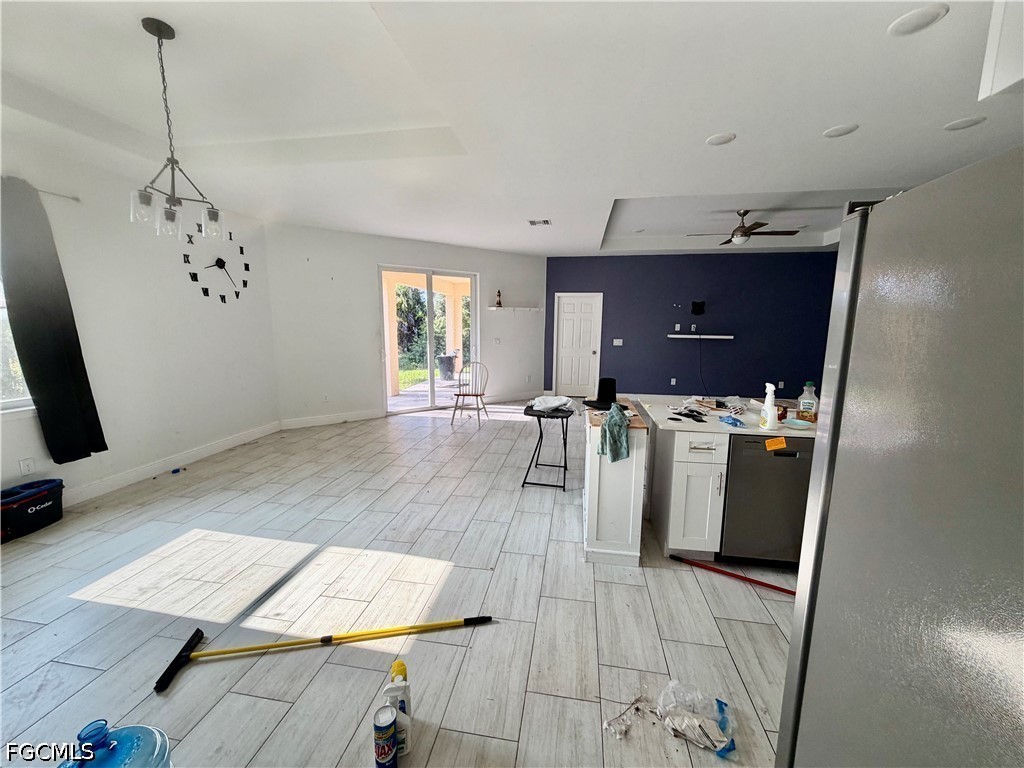 4 Bed SingleFamilyResidence for Sale in Lehigh Acres, photo 9