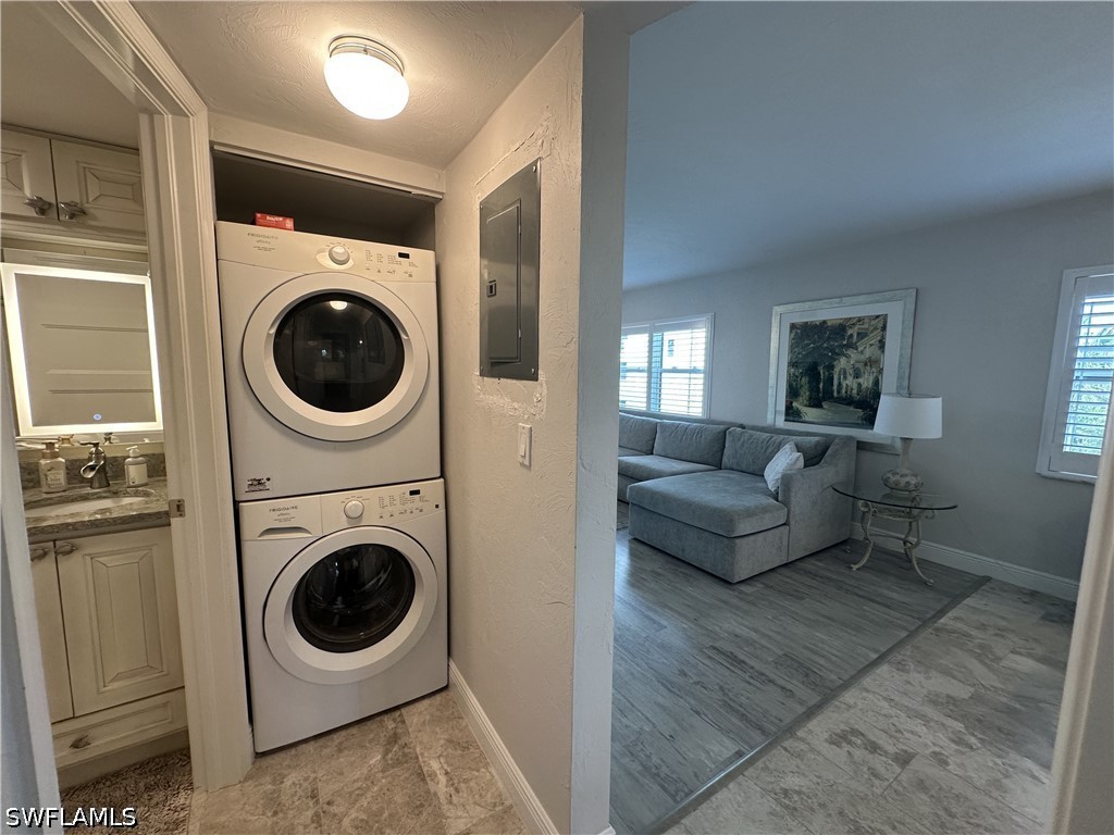 2 Bed Condominium for Sale in Fort Myers Beach, photo 9