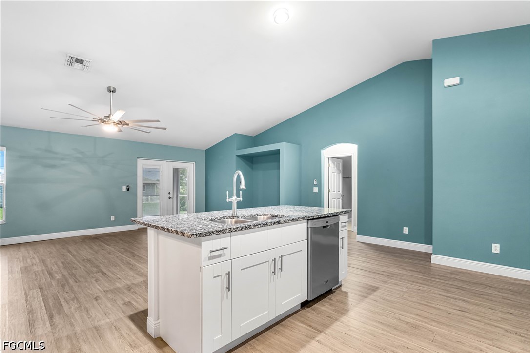 3 Bed SingleFamilyResidence for Sale in Cape Coral, FL — photo 9