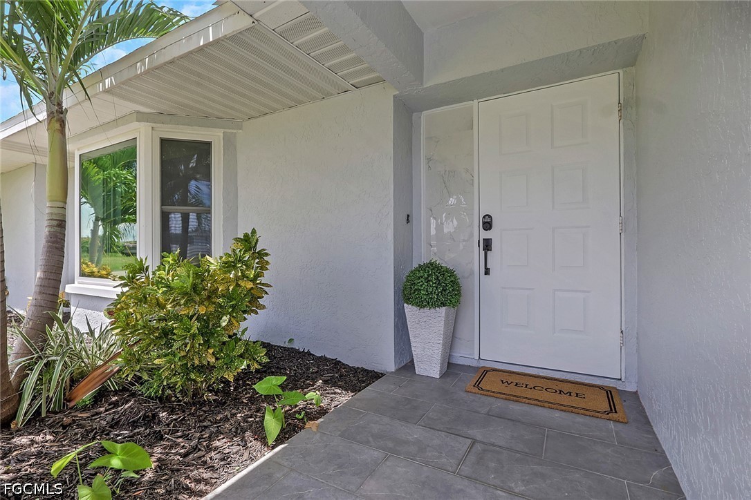 3 Bed SingleFamilyResidence for Sale in Cape Coral, photo 9