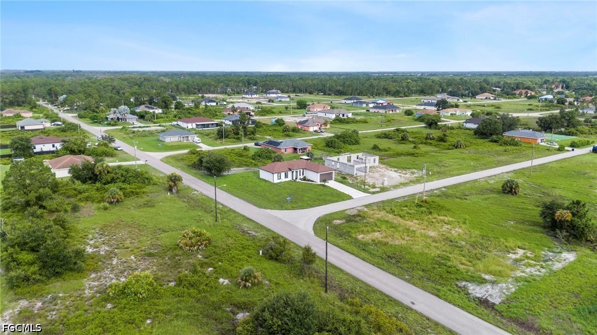 3 Bed SingleFamilyResidence for Sale in Lehigh Acres, FL — photo 9