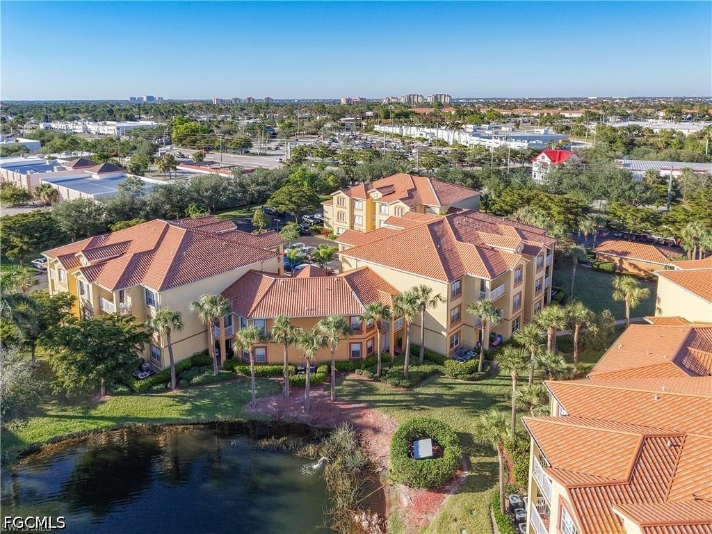 2 Bed Condominium for Sale in Fort Myers, FL — photo 9