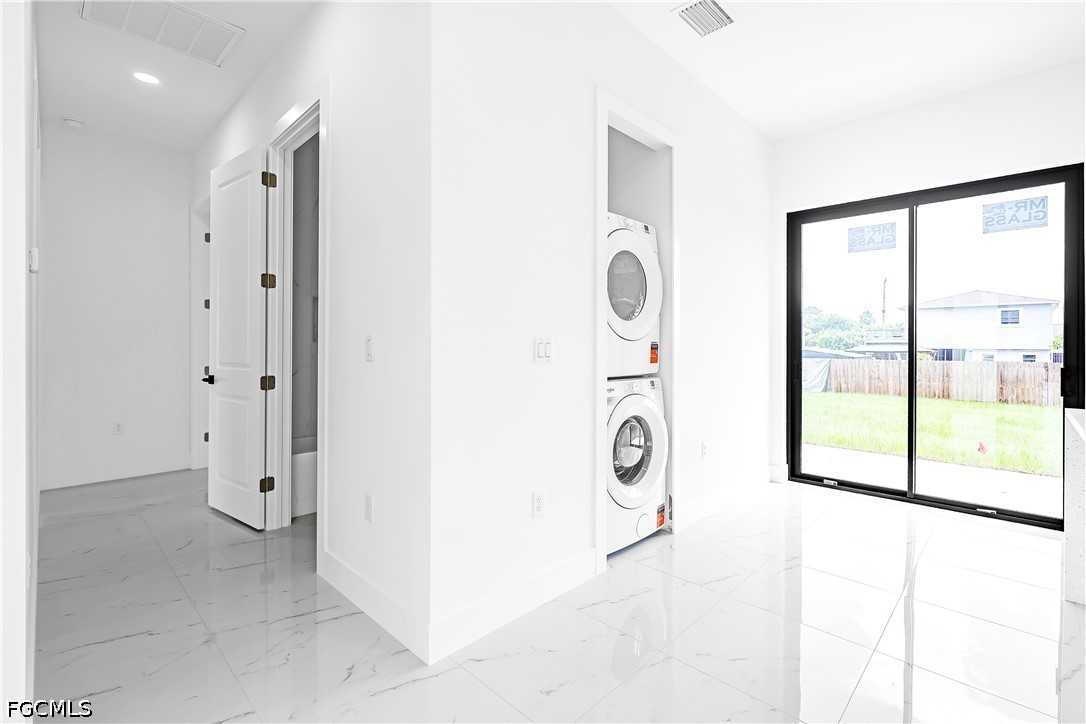 3 Bed SingleFamilyResidence for Sale in Lehigh Acres, FL — photo 9