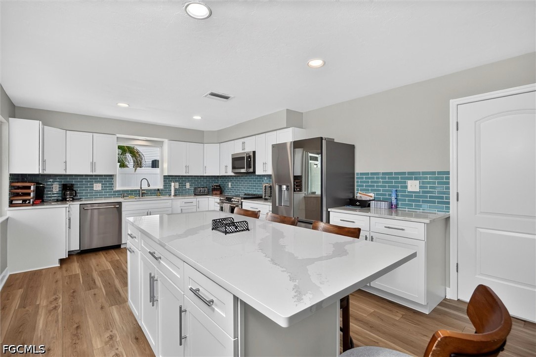 4 Bed Pool Home for Sale in Sanibel, FL, $1,375,000 — photo 9
