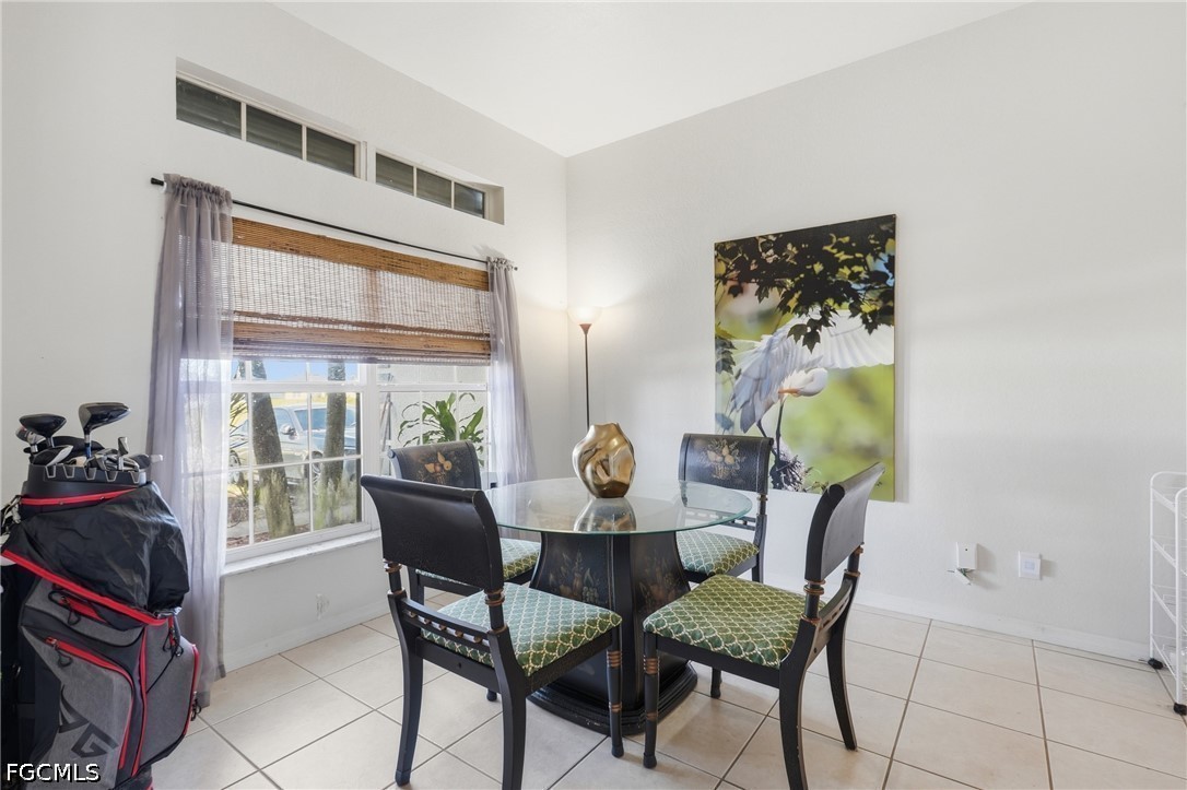 4 Bed SingleFamilyResidence for Sale in Cape Coral, photo 9