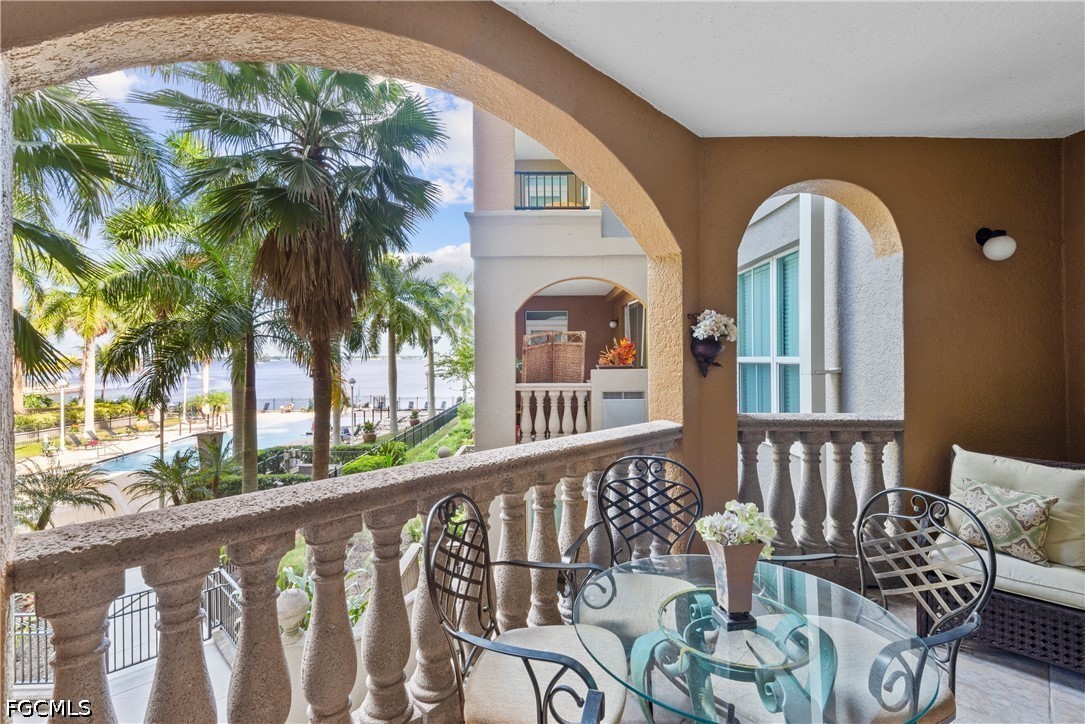 2 Bed Waterfront Home for Sale in Alta Mar, FL — photo 9
