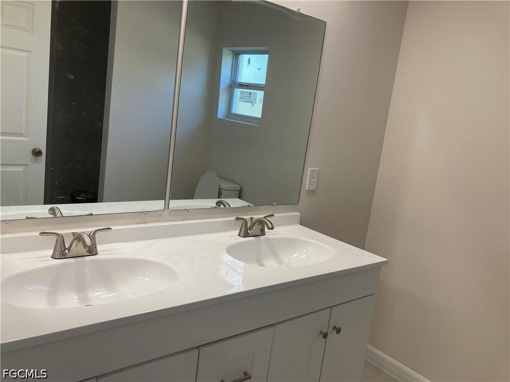 3 Bed SingleFamilyResidence for Sale in Cape Coral, FL — photo 9