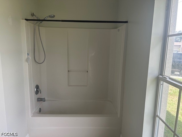 3 Bed SingleFamilyResidence for Sale in Not Applicable, FL — photo 9