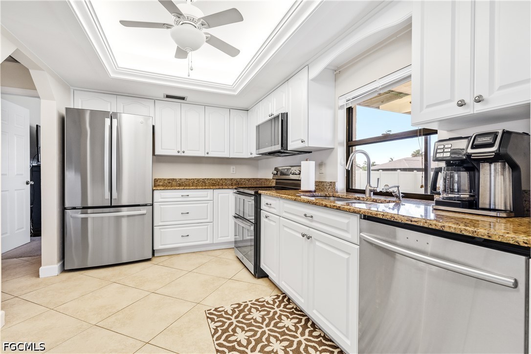 3 Bed SingleFamilyResidence for Sale in Cape Coral, FL — photo 9