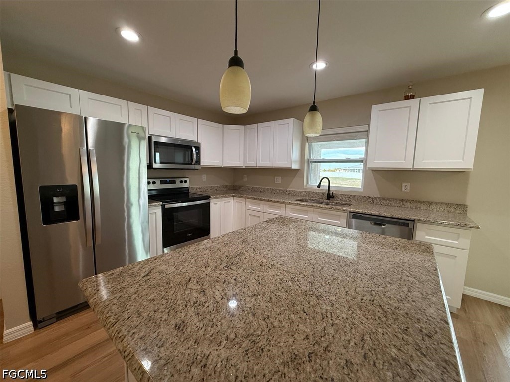 3 Bed SingleFamilyResidence for Sale in Labelle, FL — photo 9