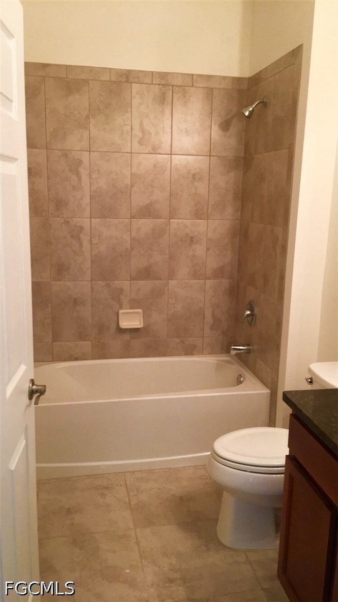 3 Bed SingleFamilyResidence for Sale in Cape Coral, FL — photo 9