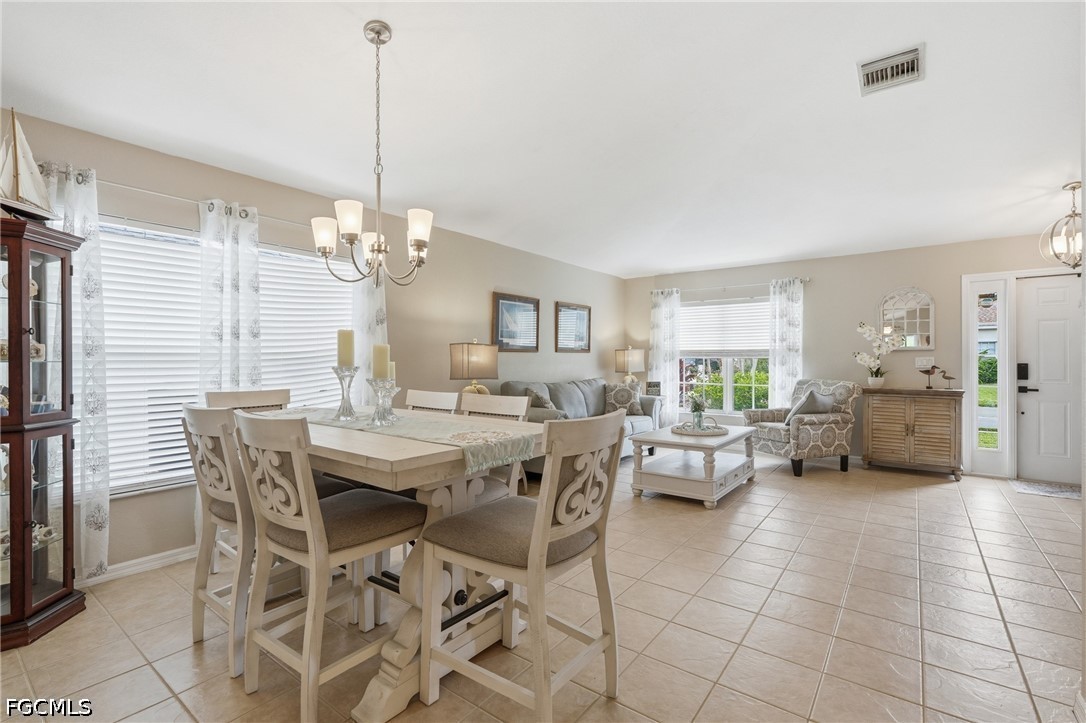 4 Bed SingleFamilyResidence for Sale in Fort Myers, photo 9