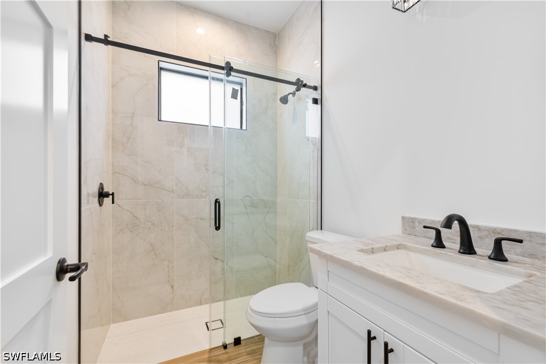 3 Bed SingleFamilyResidence for Sale in Naples, FL — photo 9