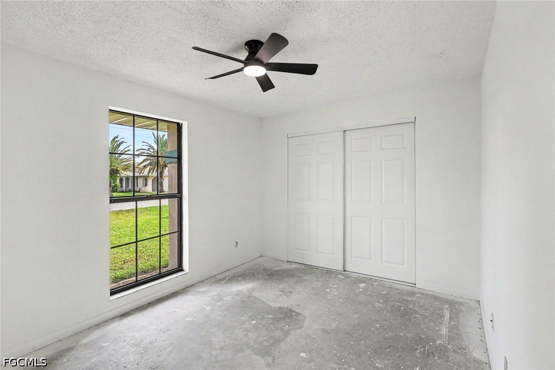 3 Bed SingleFamilyResidence for Sale in Cape Coral, FL — photo 9