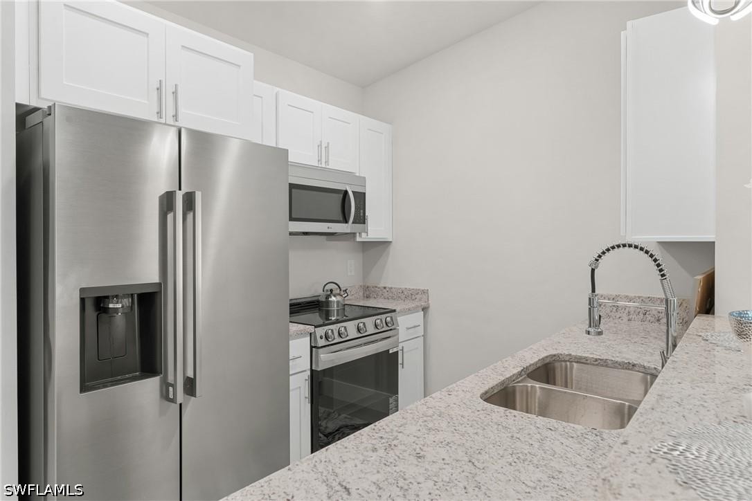 6 Bed Duplex for Sale in Lehigh Park, FL — photo 9