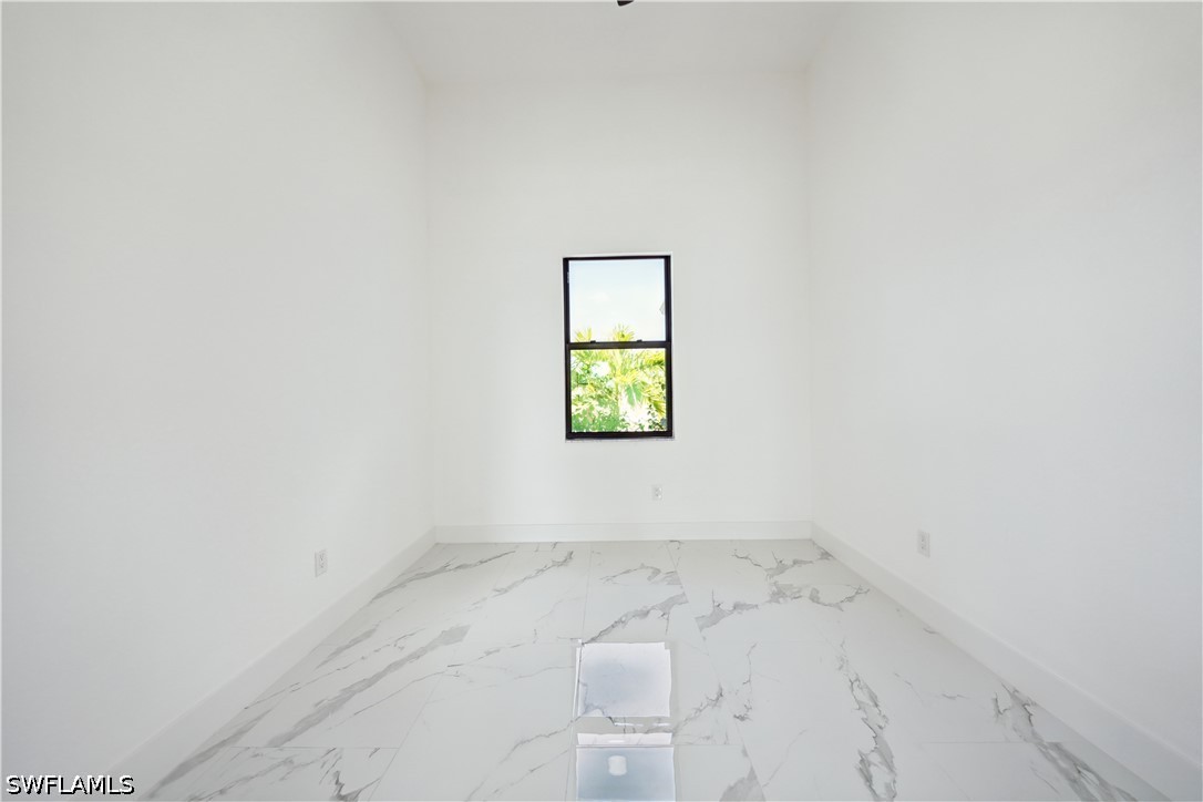 3 Bed SingleFamilyResidence for Sale in Cape Coral, FL — photo 9