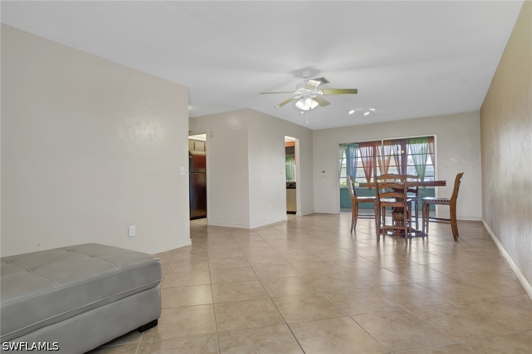2 Bed Attached for Sale in Lakewood Villas, FL, $295,000 — photo 9