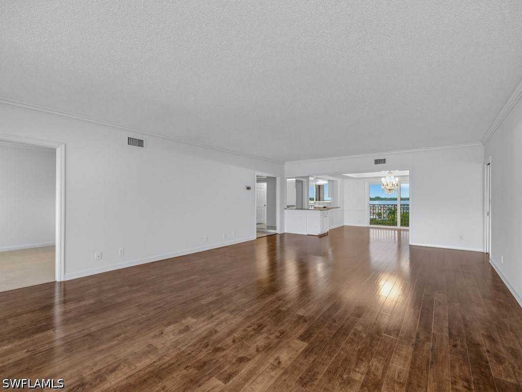 3 Bed Condominium for Sale in Westgate, photo 9