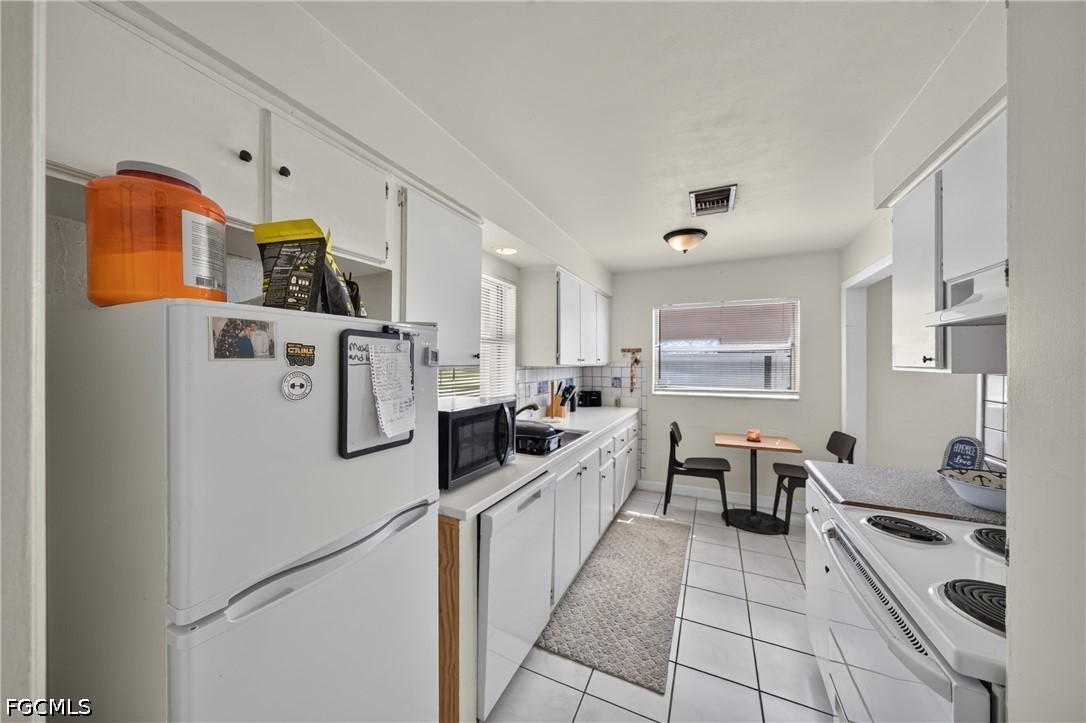 4 Bed Duplex for Sale in Cape Coral, photo 9