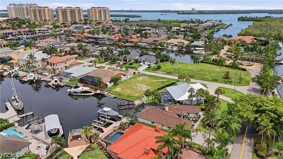 Waterfront Home for Sale in Cape Coral, FL, $760,000 — photo 9