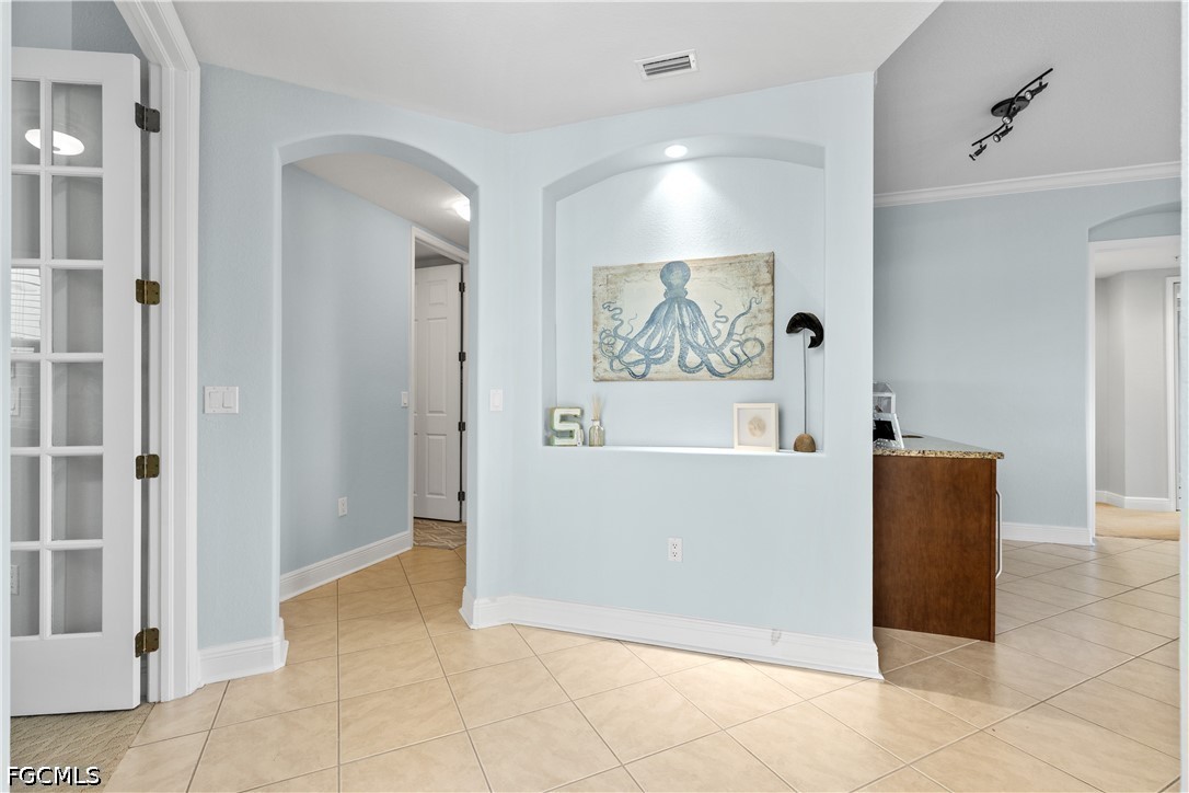 3 Bed Waterfront Home for Sale in Blue Water, FL, $519,900 — photo 9