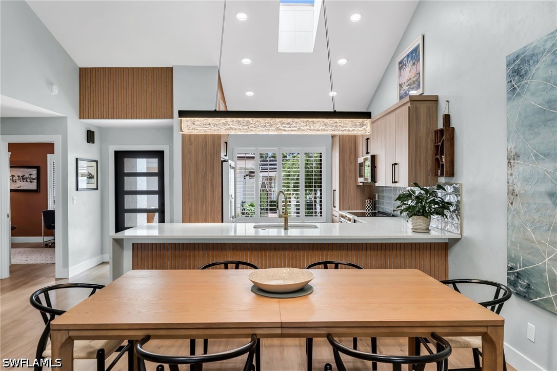 2 Bed Waterfront Home for Sale in Naples, FL, $975,000 — photo 9