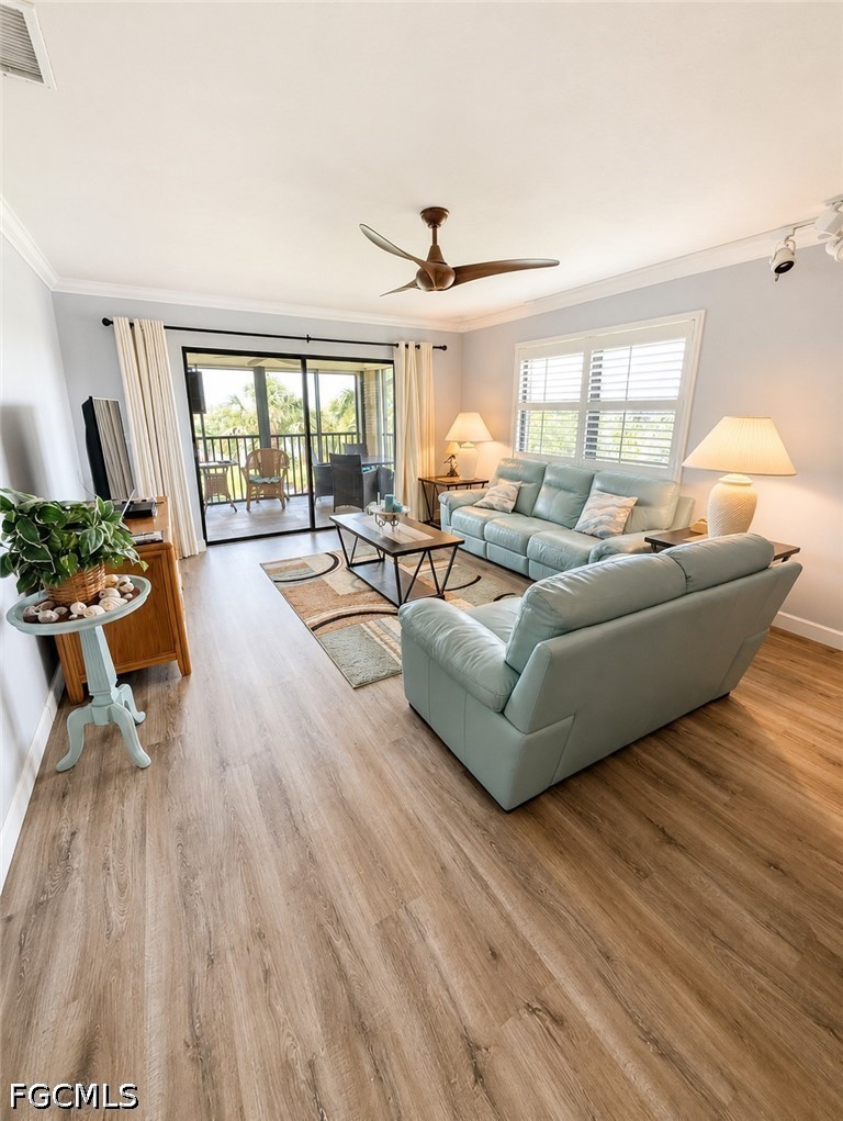 2 Bed Pool Home for Sale in Kelly Greens, FL, $3,600 — photo 9