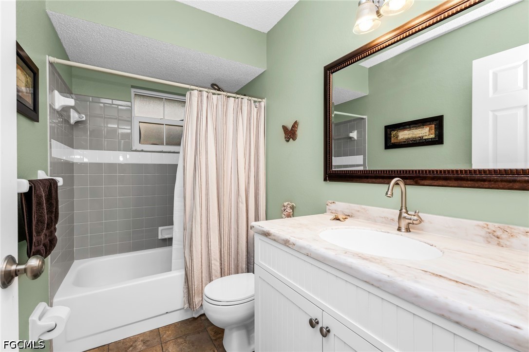 3 Bed Pool Home for Sale in Punta Gorda Isles, FL, $359,000 — photo 9