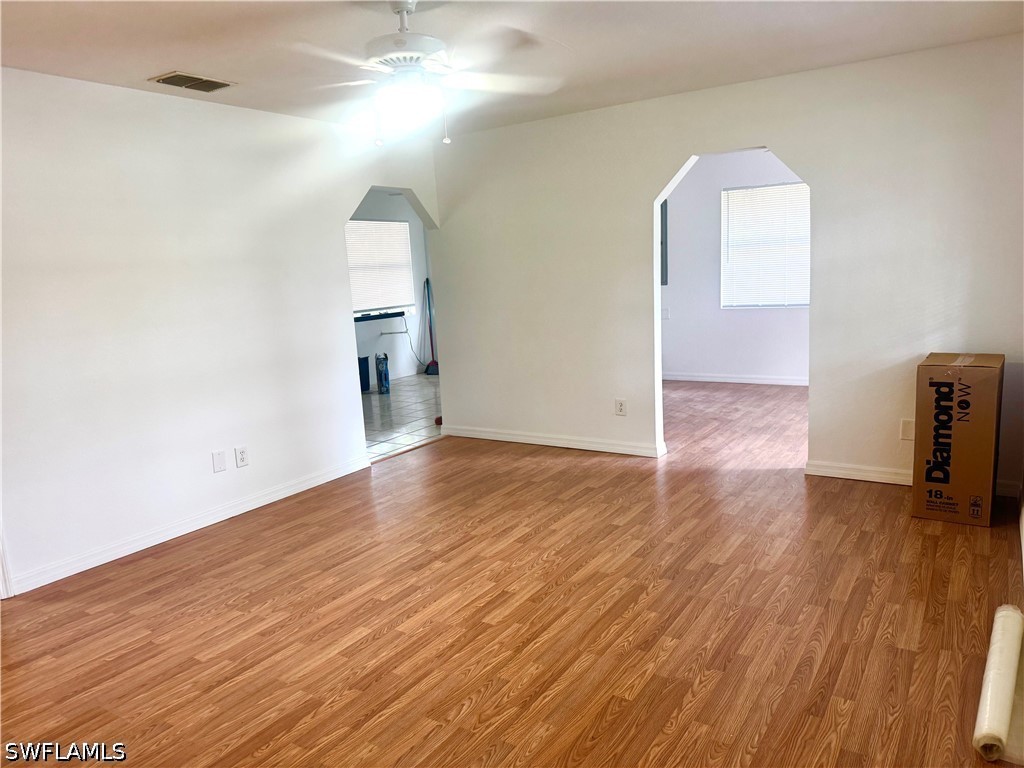 3 Bed SingleFamilyResidence for Sale in Naples, FL, $449,000 — photo 9
