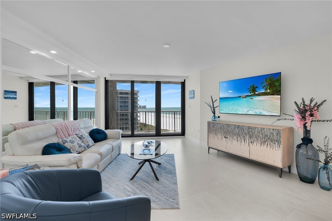 2 Bed Waterfront Home for Sale in Marco Island, FL, $949,000 — photo 9