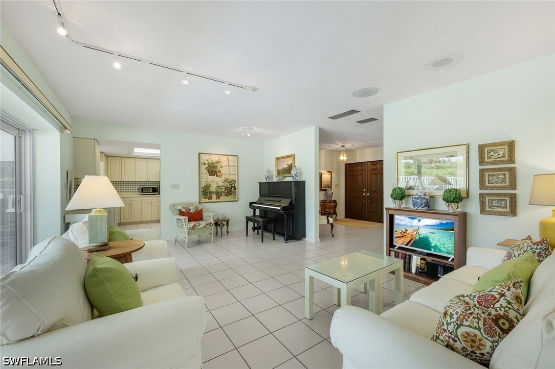 4 Bed Pool Home for Sale in Naples, FL, $799,000 — photo 9