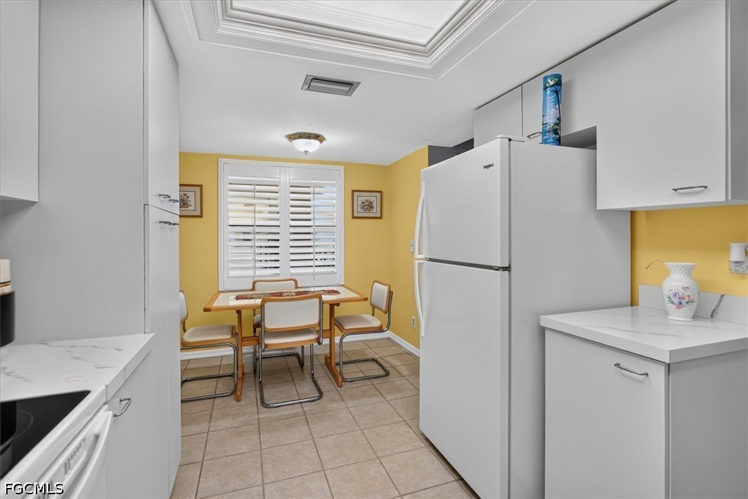 2 Bed Waterfront Home for Sale in Terrace, FL, $189,900 — photo 9