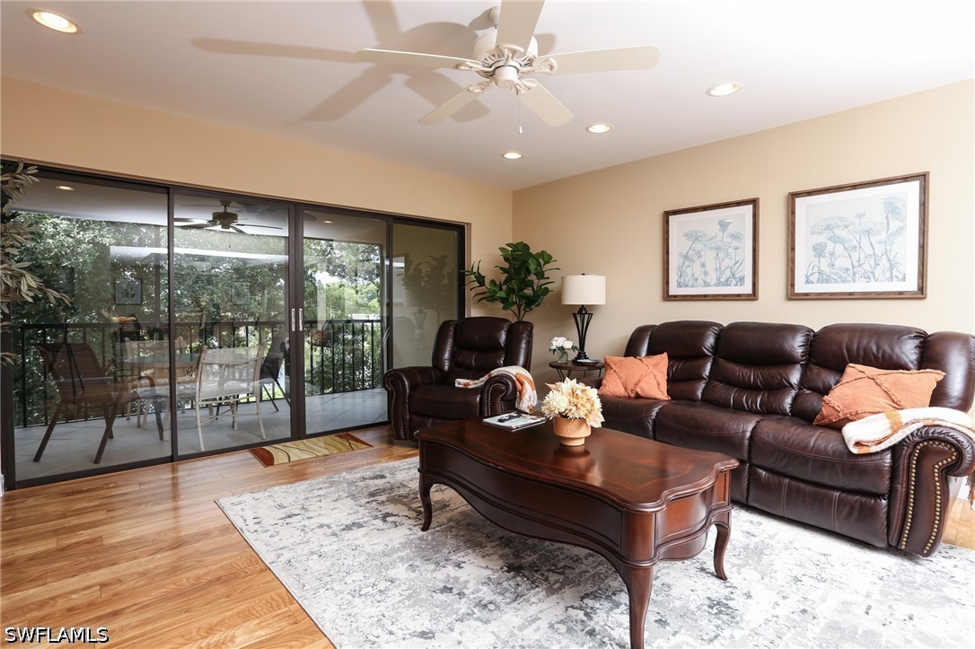 2 Bed Waterfront Home for Sale in Naples, FL, $3,100 — photo 9
