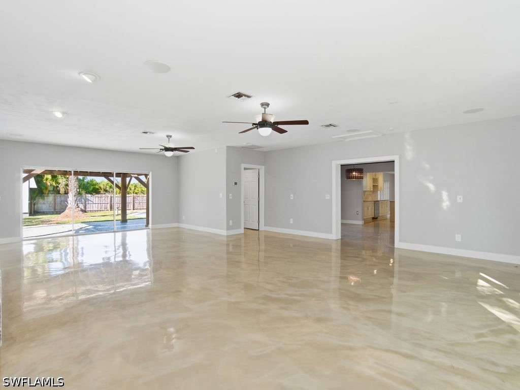 3 Bed Pool Home for Sale in Fort Myers, FL, $3,950 — photo 9