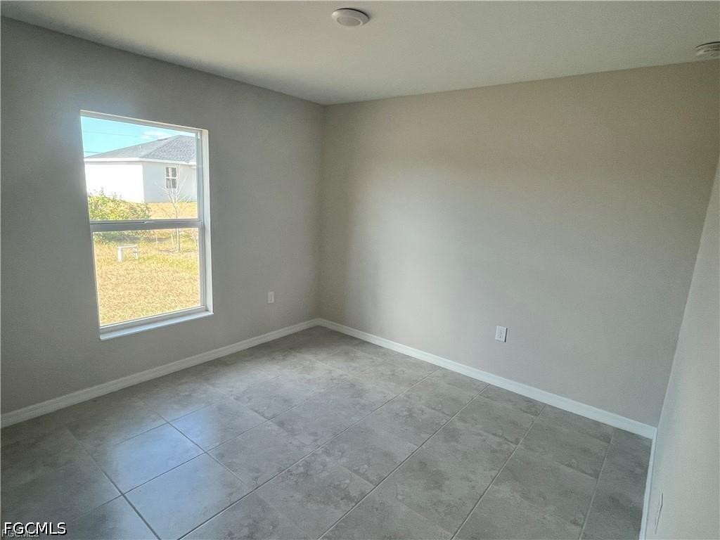 4 Bed SingleFamilyResidence for Sale in Cape Coral, FL — photo 9