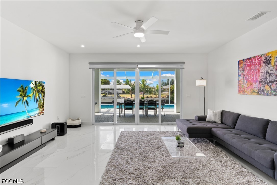 3 Bed Pool Home for Sale in Cape Coral, photo 9